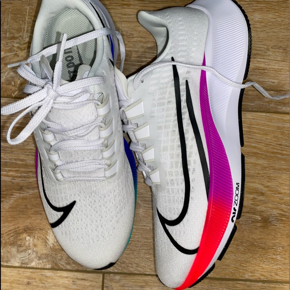Air Zoom Pegasus 37 Running Shoe